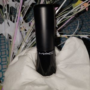 💋 MAC ~ Mineralize Rich LABRADORABLE